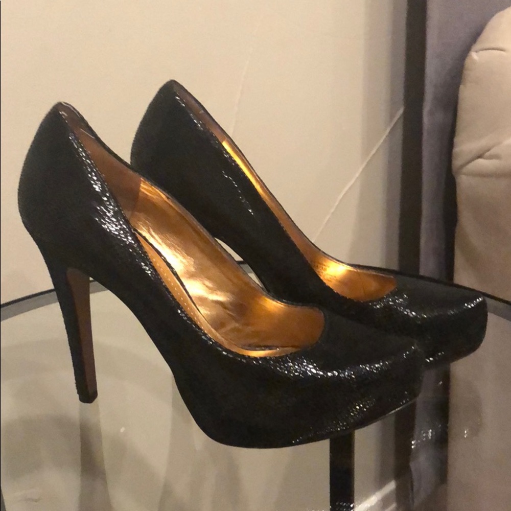 BCBG heels